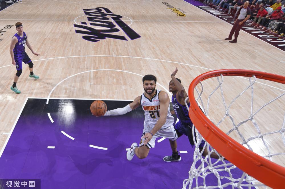 另一方面是 另一方面是