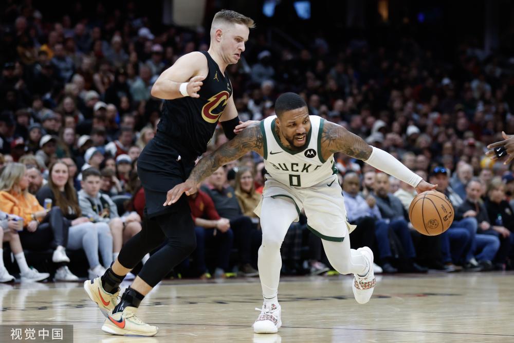 现身F1大 现身F1大