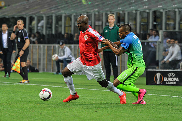 场的温情故 场的温情故